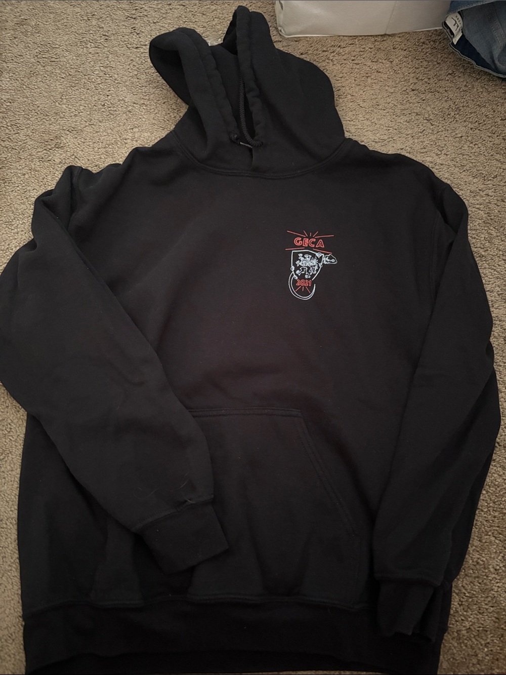 Black Graphic Pullover Hoodie - Women's Casual Sweatshirt